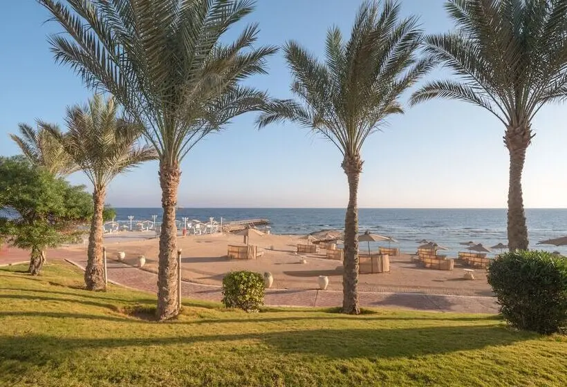 هتل SRNTY Sea Reef - Ex Serenity Alpha Beach