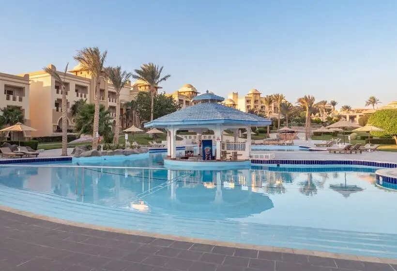 هتل SRNTY Sea Reef - Ex Serenity Alpha Beach