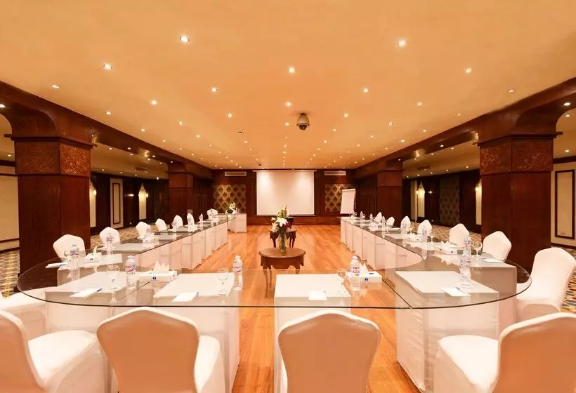 هتل Sunrise Mamlouk Palace Resort