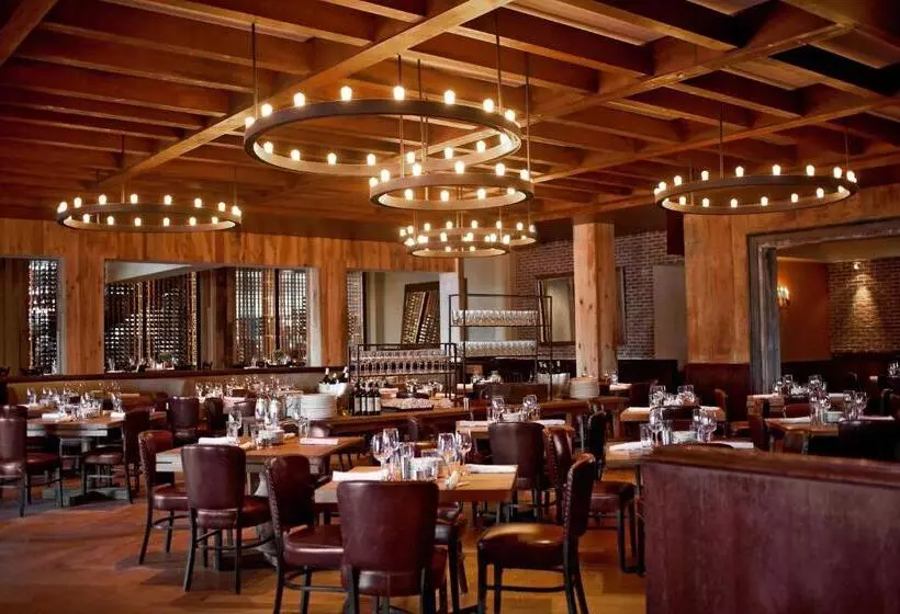 בית מלון כפרי The Westin Chicago North Shore