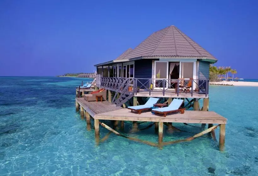 Kuredu Island Resort & Spa