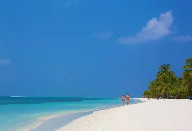 Kuredu Island Resort & Spa