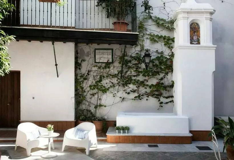 Singular Corral De San José