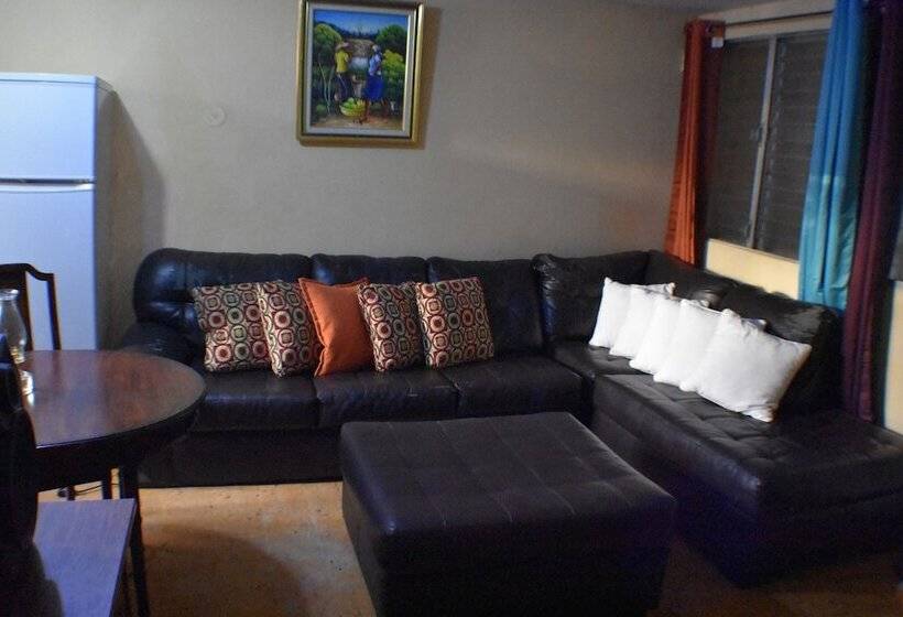 هتل Backpackers Haiti