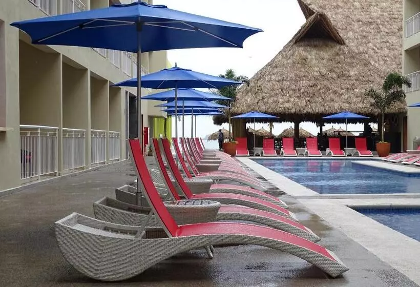 ホテル Decameron Isla Coral Guayabitos, Ramada All Inclusive Resort