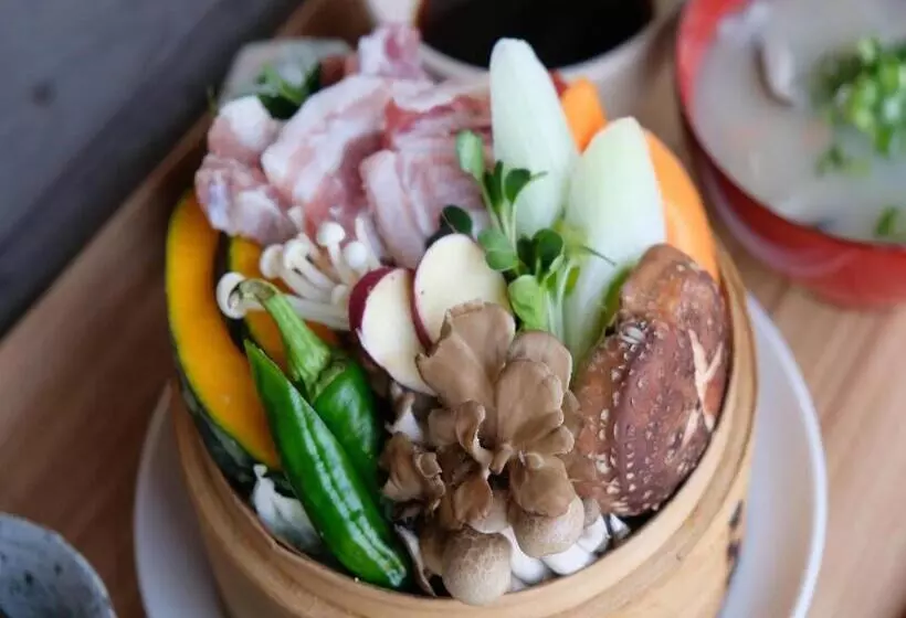 Hostel & Tatami Bar Uchikobare  内子晴れ