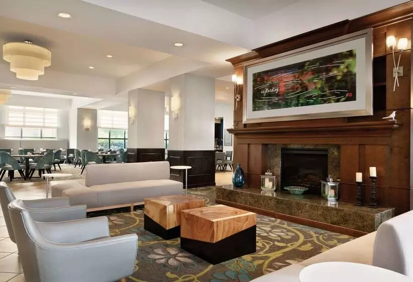 هتل Hilton Garden Inn Worcester