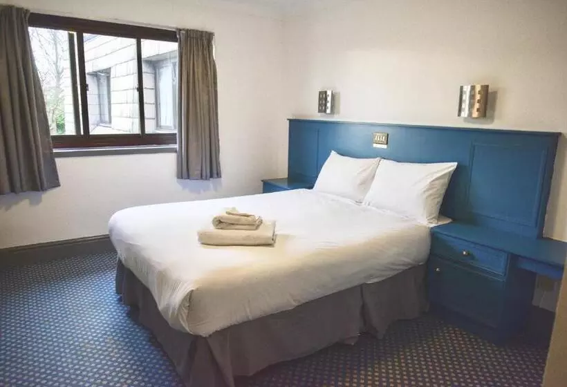 ホテル Himley Country