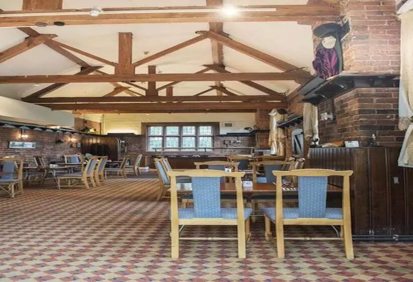 ホテル Himley Country