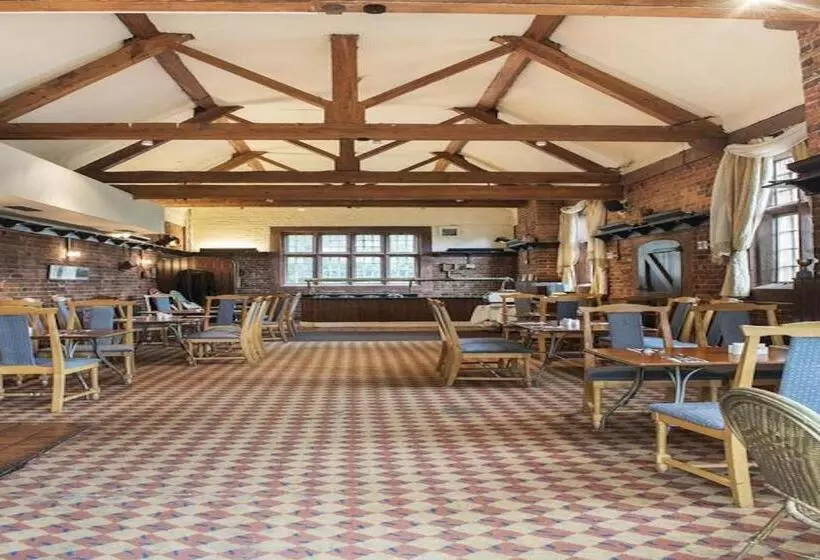 ホテル Himley Country