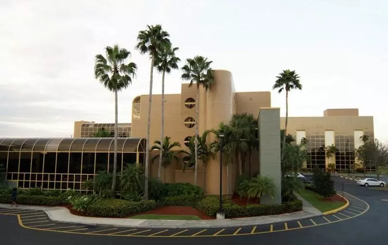 Отель Sawgrass Grand