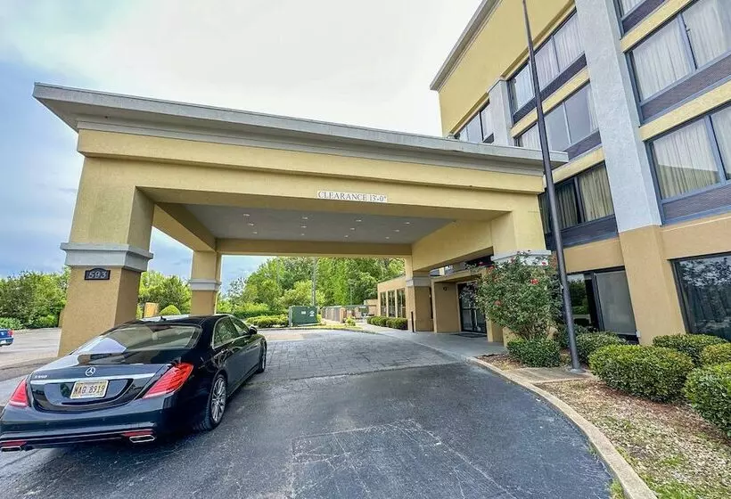 هتل La Quinta Inn & Suites By Wyndham Jackson North