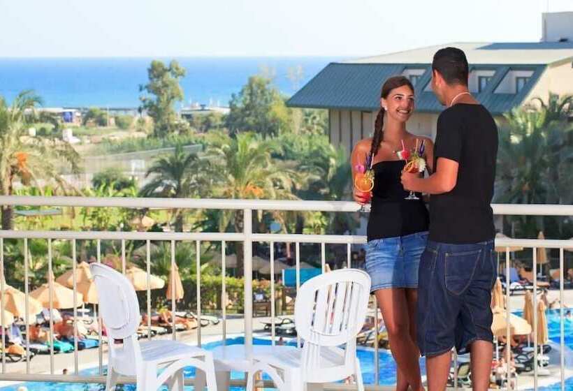 فندق Novum Garden Side