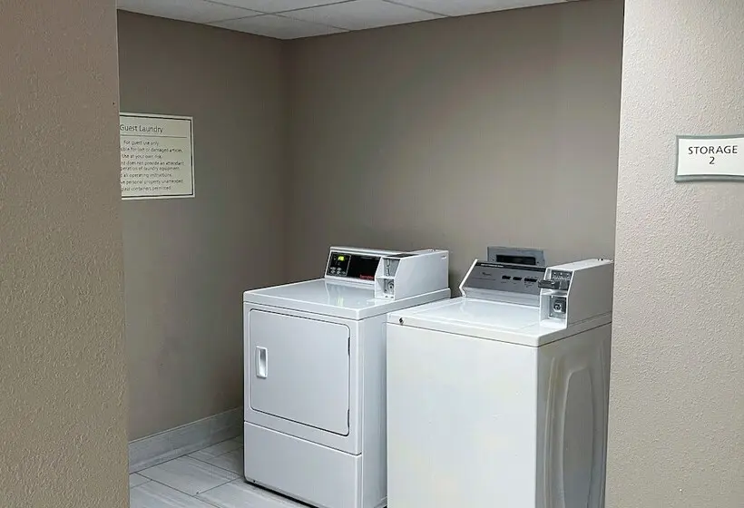 ホテル OYO Townhouse Jackson Ridgeland