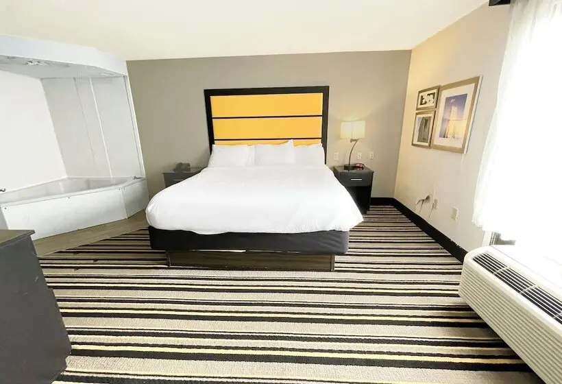 ホテル OYO Townhouse Jackson Ridgeland