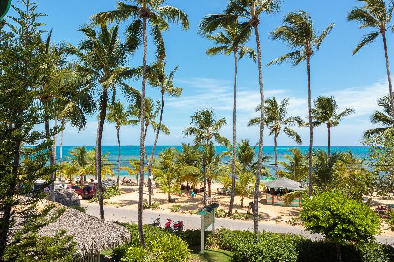 هتل Playa Colibri