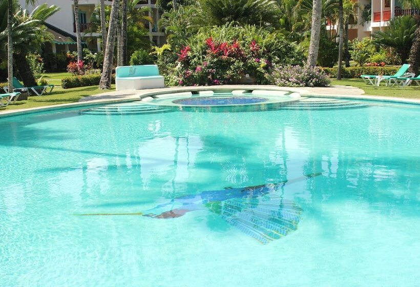 هتل Playa Colibri