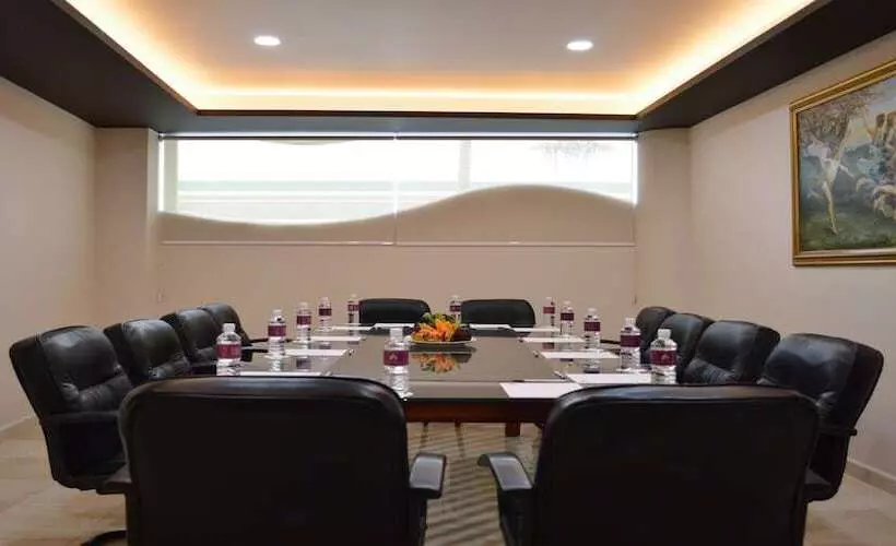 هتل Plaza Poblana