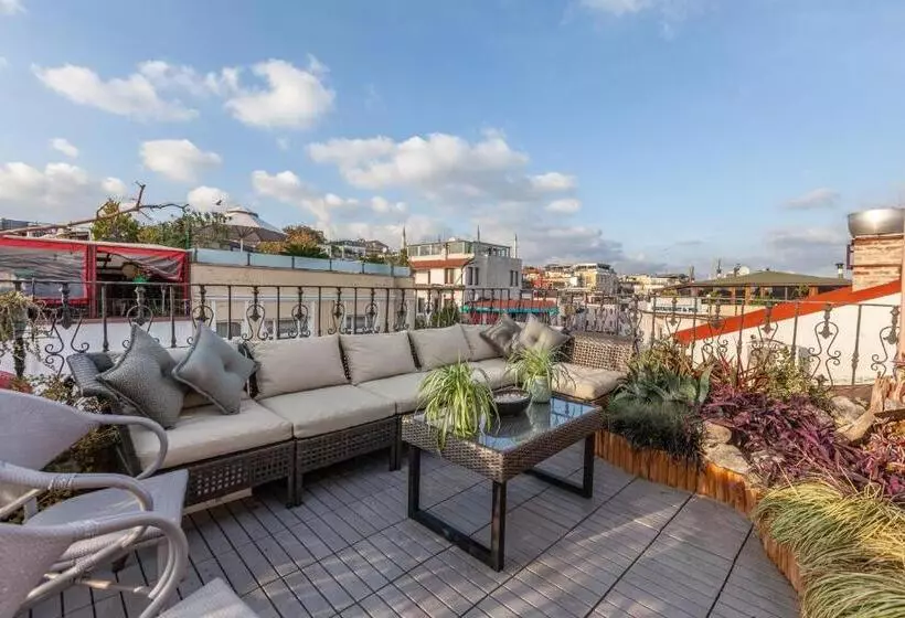 Romantic Hotel Istanbul