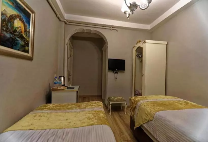Romantic Hotel Istanbul