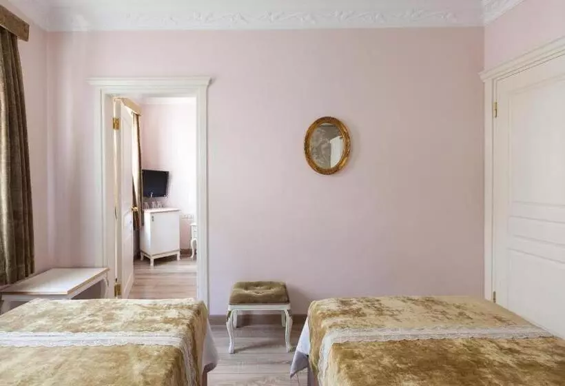 Romantic Hotel Istanbul