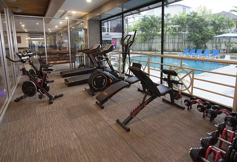 هتل Summit Pavilion