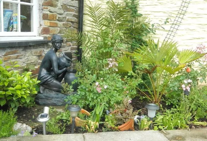 ホテル The Copley Arms