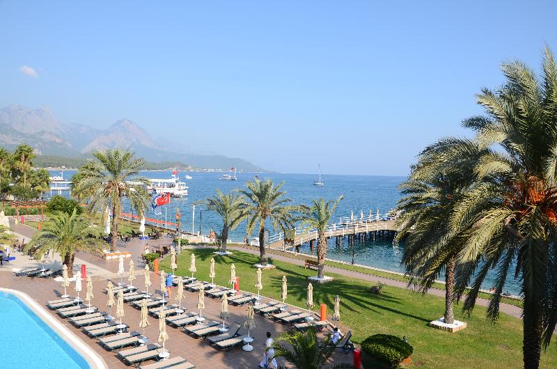 אתר נופש Aqi Hydros Club