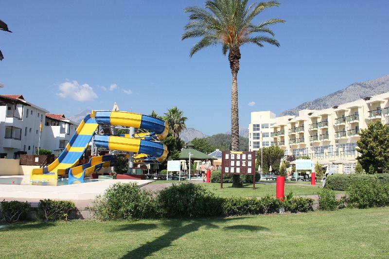 אתר נופש Aqi Hydros Club