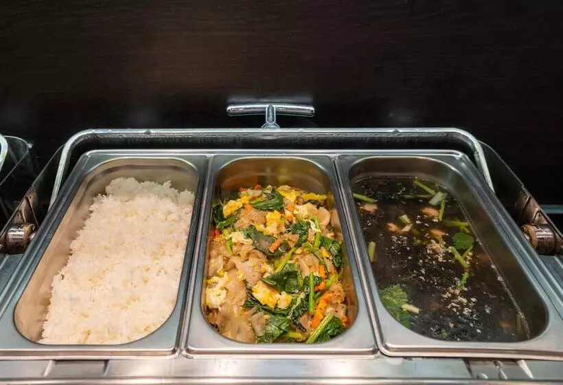 Отель Urbana Langsuan