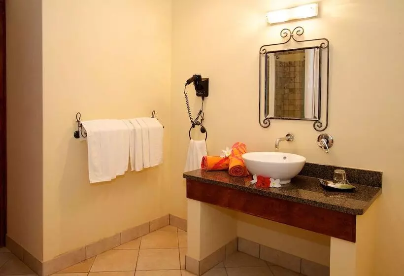 Valmer Resort And Spa