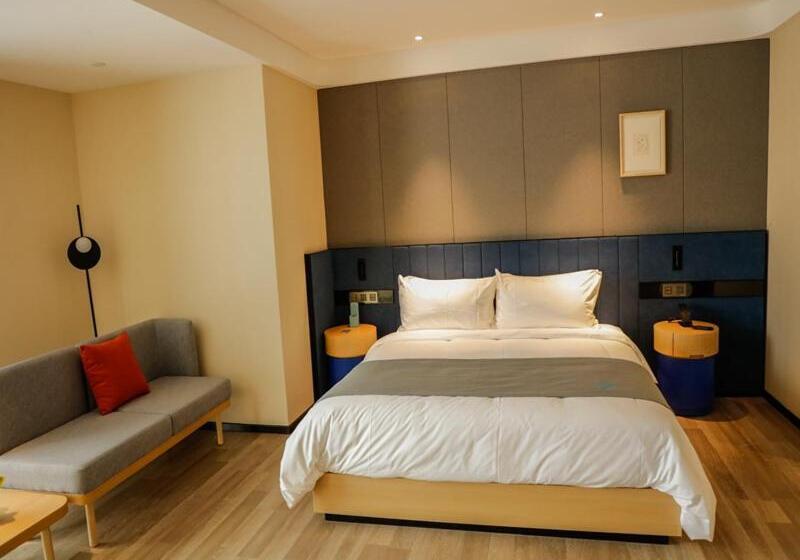 Lanou Hotel Jinzhou Red Star Macalline