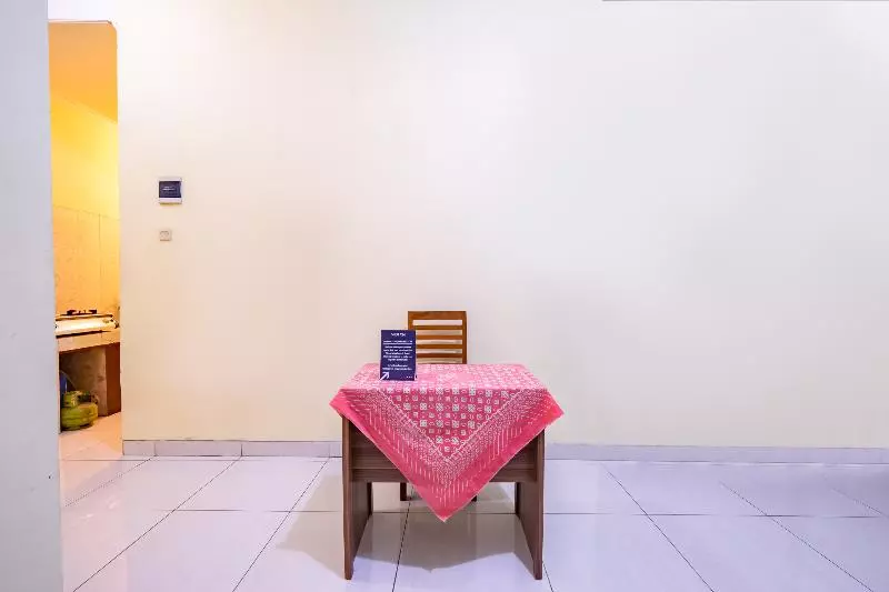 هتل Spot On 2881 Nabila Homestay