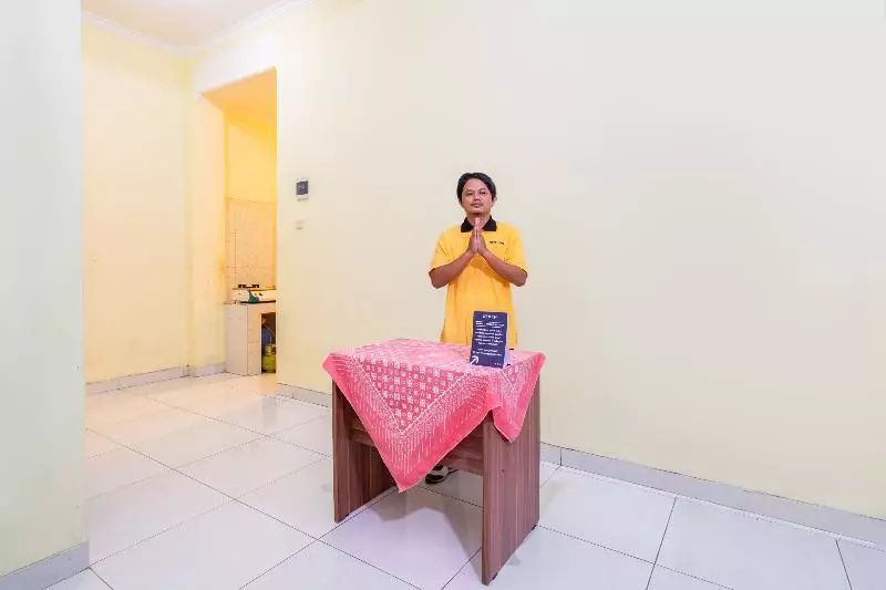 هتل Spot On 2881 Nabila Homestay