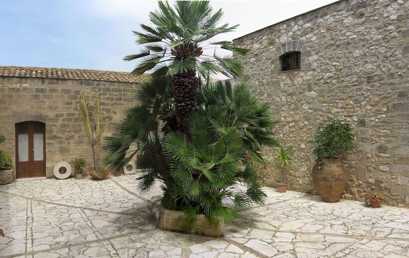 בית מלון כפרי Baglio Santacroce