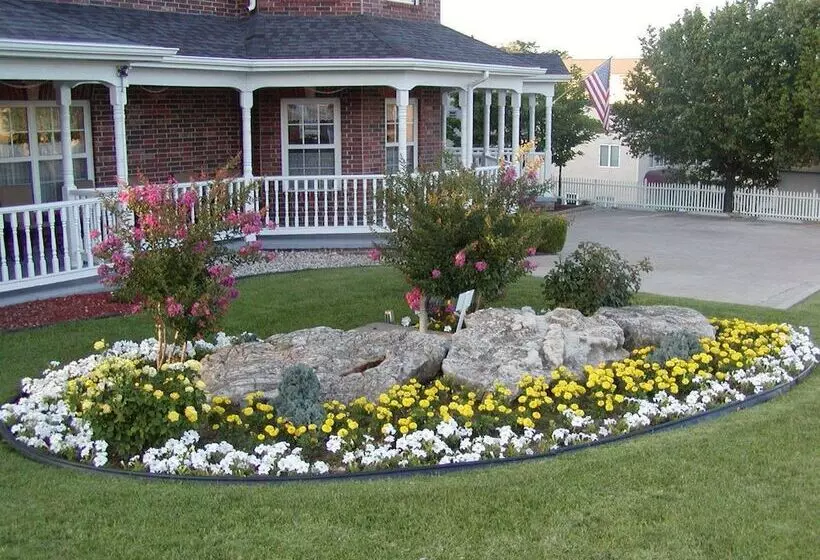 هتل Carriage House Inn