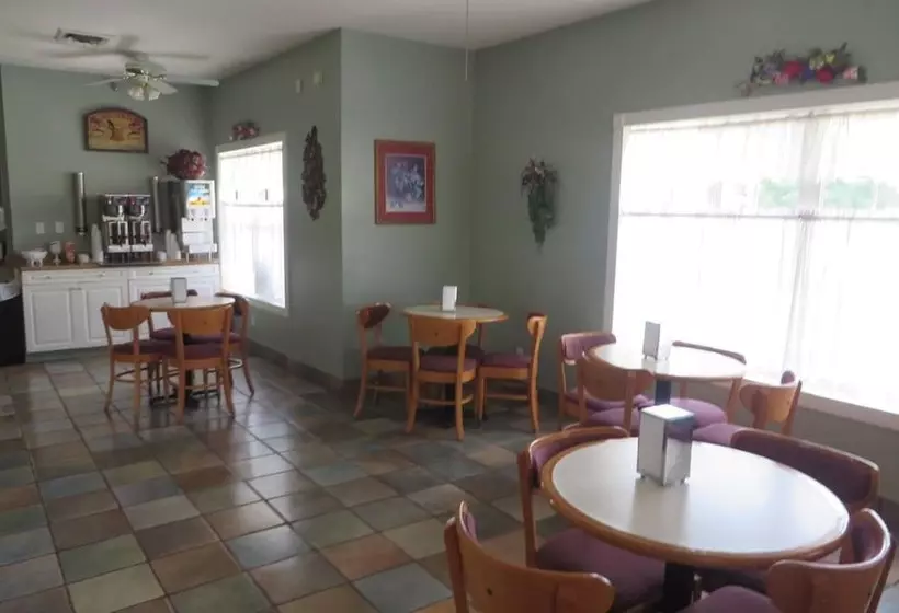 هتل Carriage House Inn