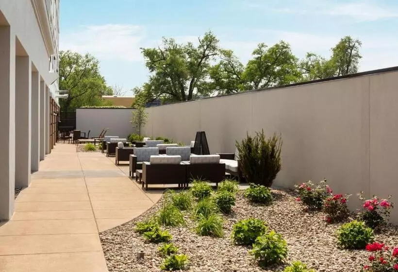 فندق Courtyard Louisville Airport