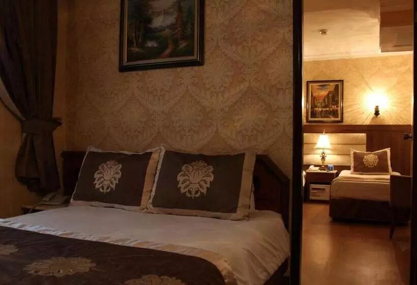 Hotel Grand Hilarium