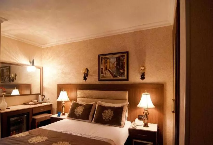 Hotel Grand Hilarium