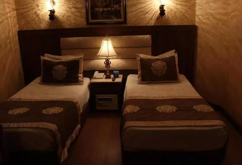 Hotel Grand Hilarium