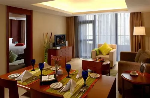 Отель Howard Johnson All Suites Suzhou