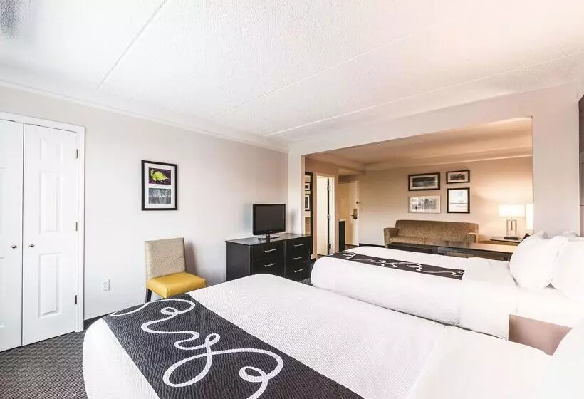 فندق La Quinta Inn & Suites By Wyndham San Antonio Downtown