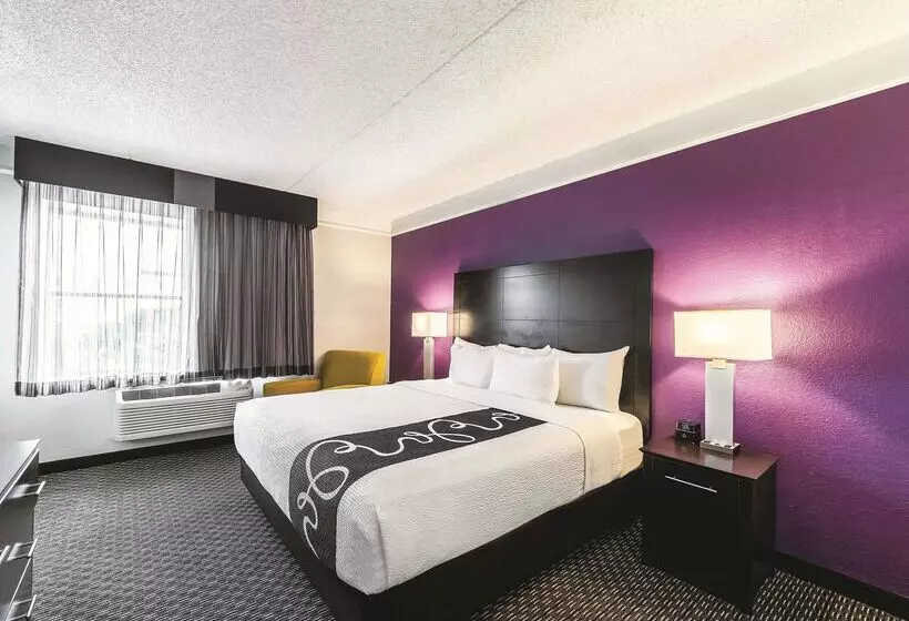فندق La Quinta Inn & Suites By Wyndham San Antonio Downtown