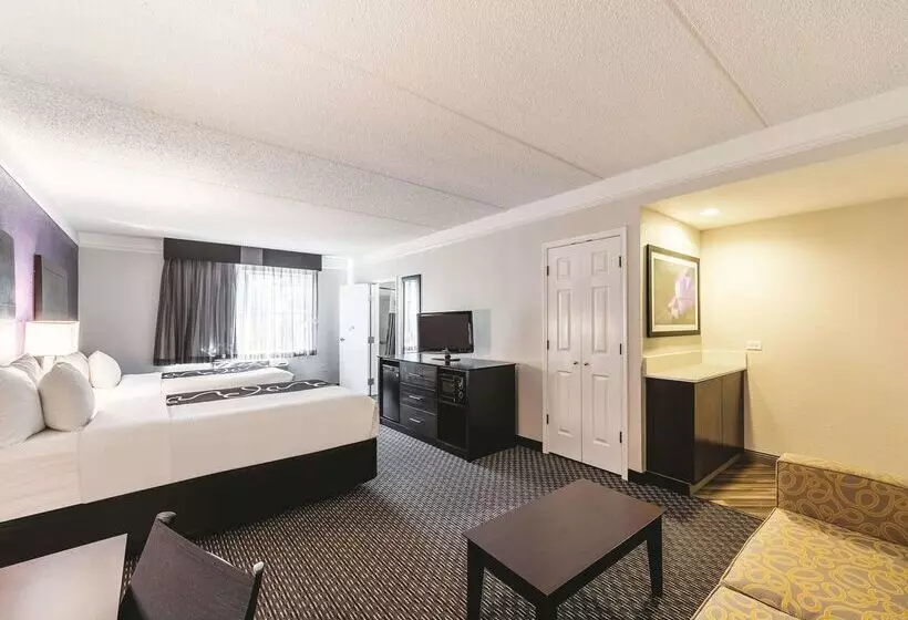 فندق La Quinta Inn & Suites By Wyndham San Antonio Downtown