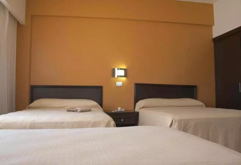 Отель Miraflores Villahermosa