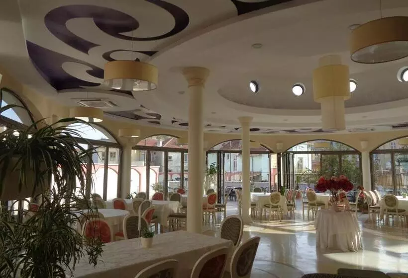 ホテル Park Central