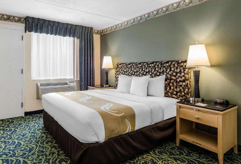 هتل Quality Inn & Suites Lexington