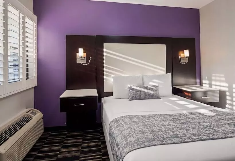 Surestay Hotel By Best Western Beverly Hills West La