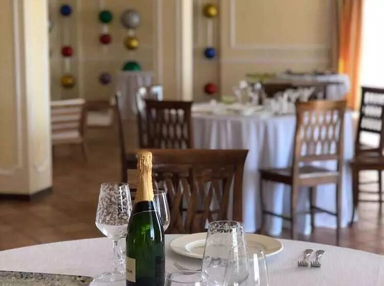 هتل Villa Grancassa